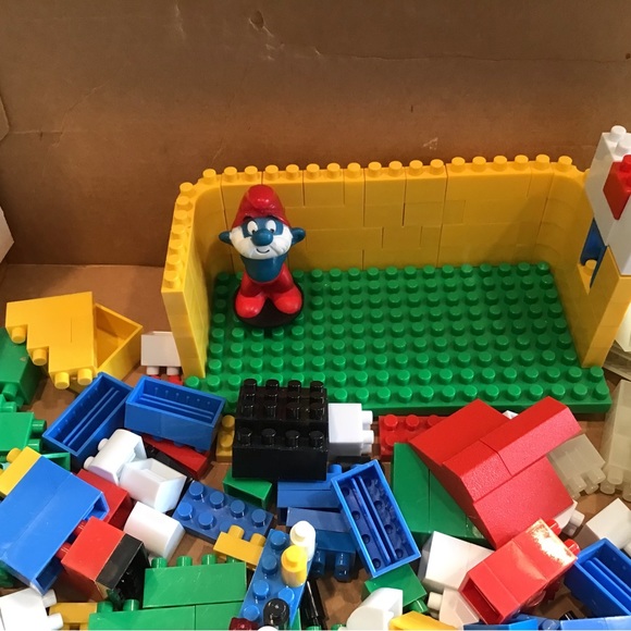VINTAGE PAPA SMURF’S LABORATORY 1982 LOC BLOCS GLOW IN THE DARK BRICKS EXTRAS! - Picture 8 of 12